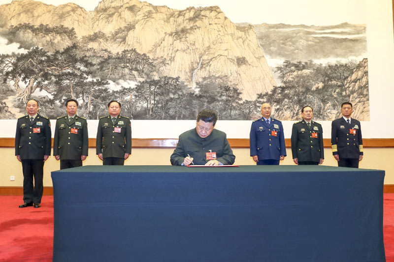 1月4日，中央军委军事工作会议在北京召开。中共中央总书记、国家主席、中央军委主席习近平出席会议并发表重要讲话。这是习近平签署中央军委2019年1号命令，向全军发布开训动员令。